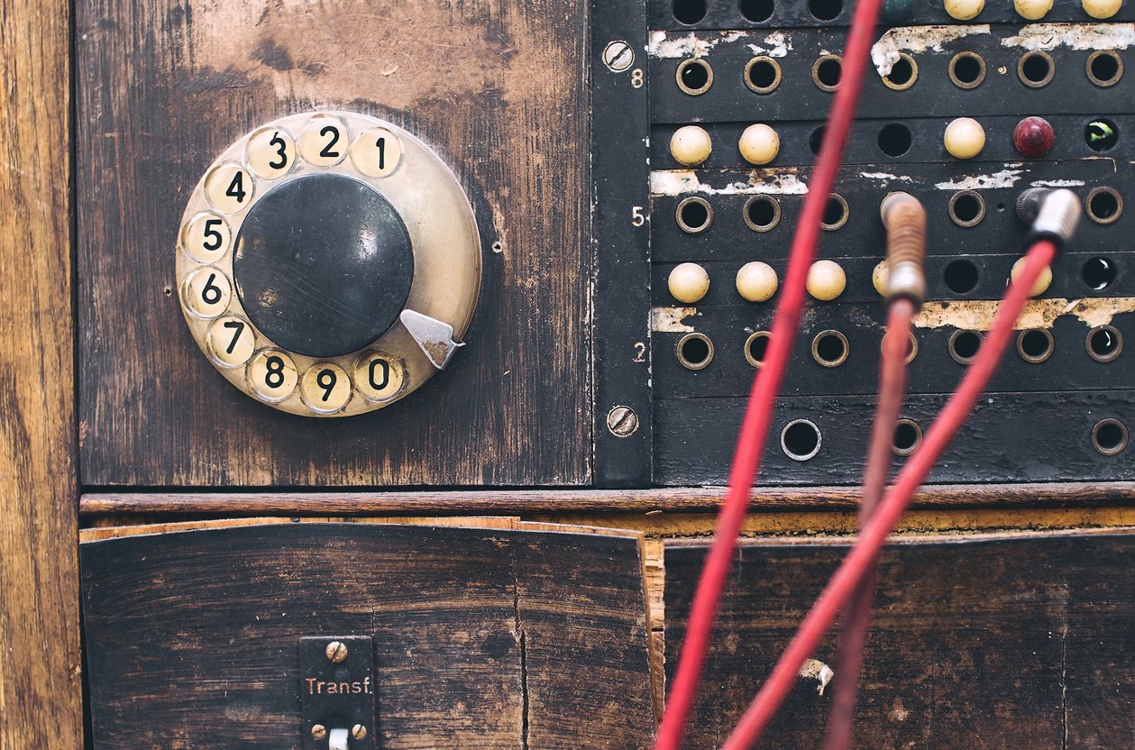 Neçə telefon xəttinə ehtiyacımız var?